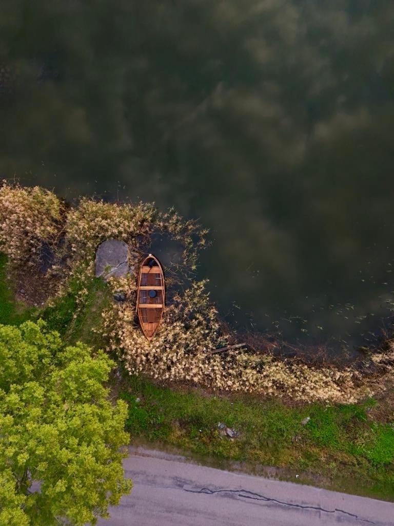 Remarkable Harbour View Cabin. Östhammar 外观 照片